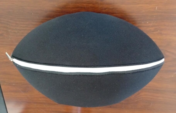 lo stoccaggio di viaggio della palla di rugby del neoprene di 3MM insacca con lo zip 14.5*24*13.5 cm